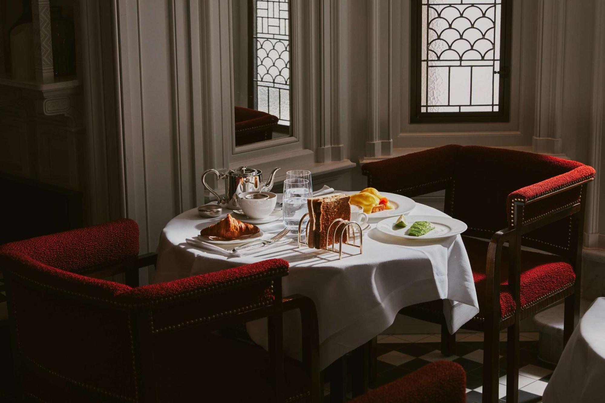 At Sloane Hotel London Bagian luar foto