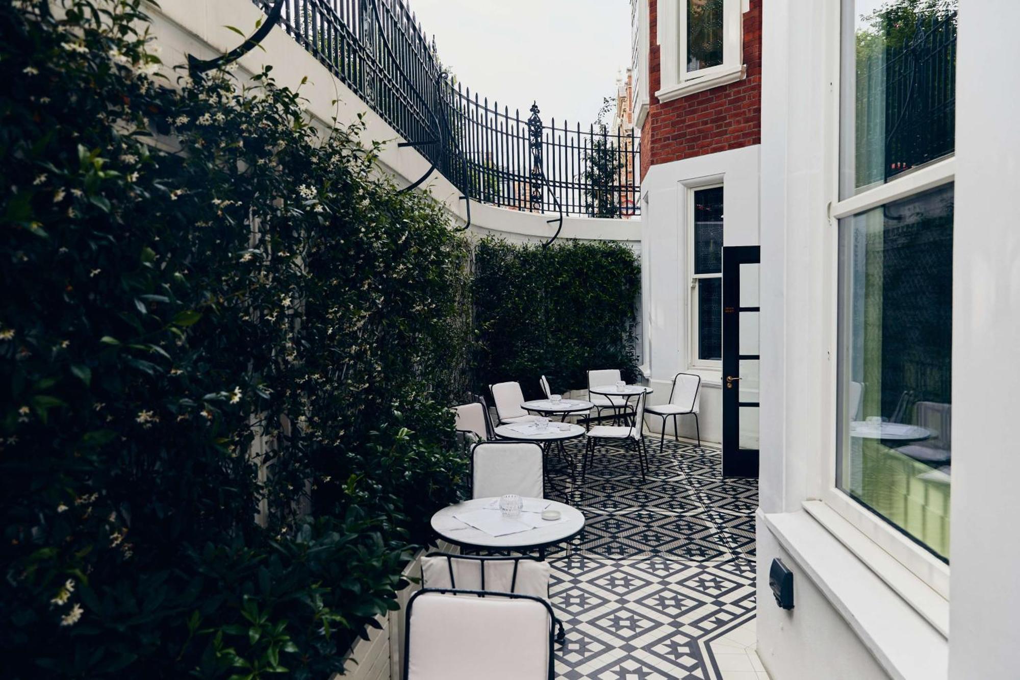 At Sloane Hotel London Bagian luar foto